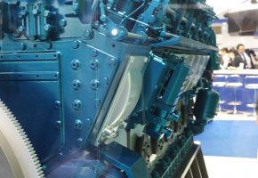 Maqueta-motor-NIIGATA-12V28AHX-con-arrancador-GALI-A48